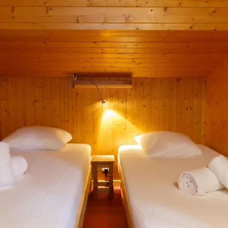 Chalet Les Etoiles By Interhome *